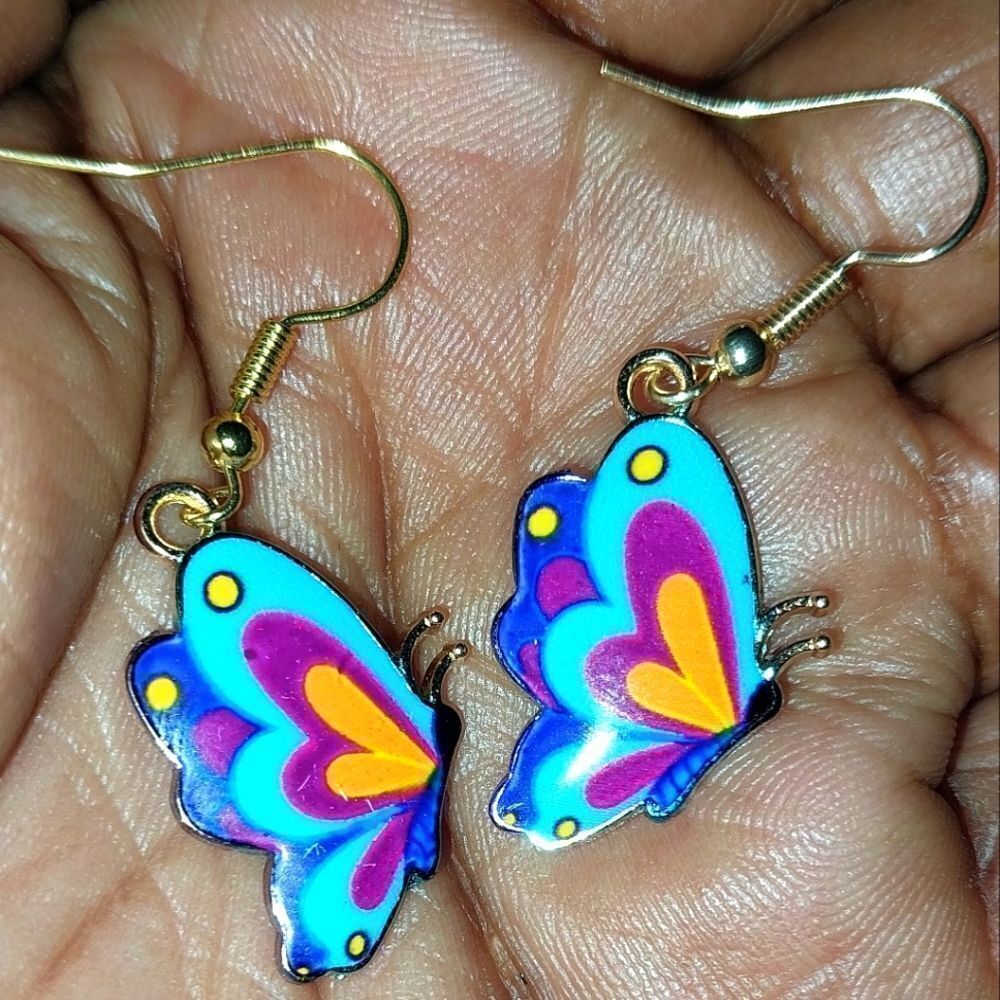 Super cute butterfly wings earrings